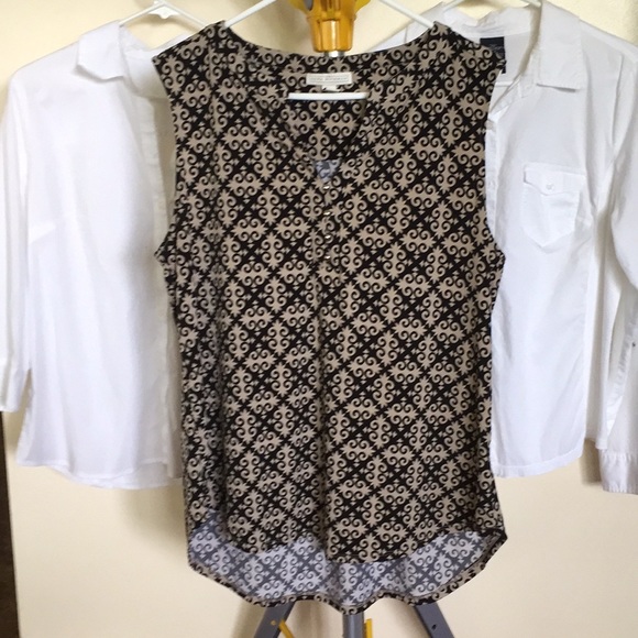 Dana Buchman Tops - Dana Buchman Sleeveless Top